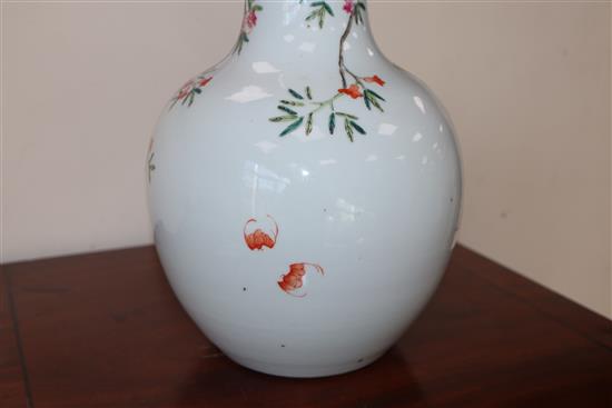 A pair of Chinese famille rose bottle vases H.40cm